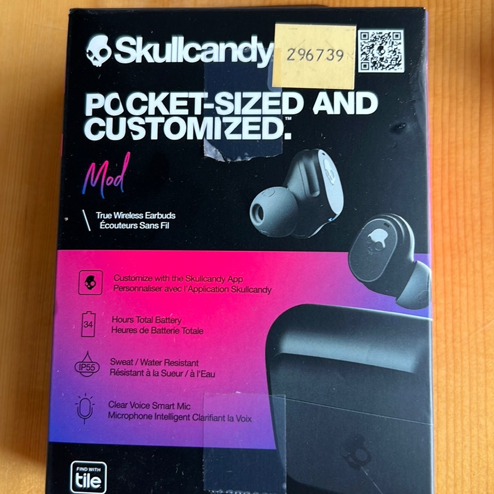 Skull Candy earbuds